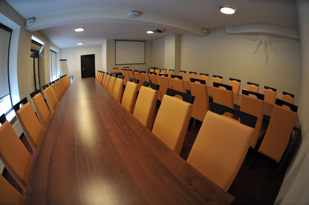 Zajazd Pod Borem Głogów Małopolski Екстериор снимка
